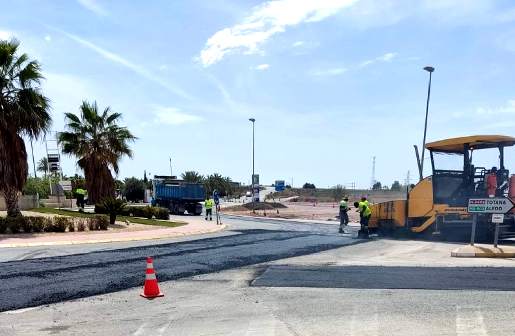 Las lluvias hacen que se alarguen las obras de la estacin de bombeo de aguas residuales y rotonda del polgono industrial